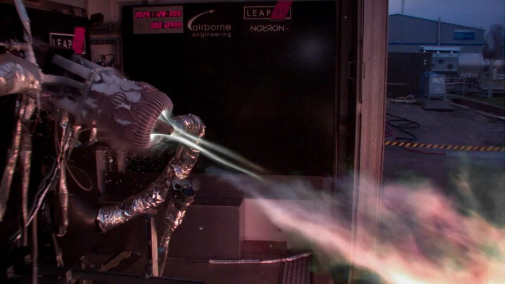 Ngọn lửa methalox xanh với Mach diamonds đặc trưng