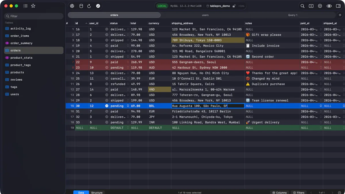 TablePro native macOS database client dark mode