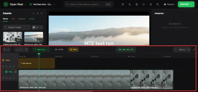 Multi-track timeline trong OpenReel với text overlay